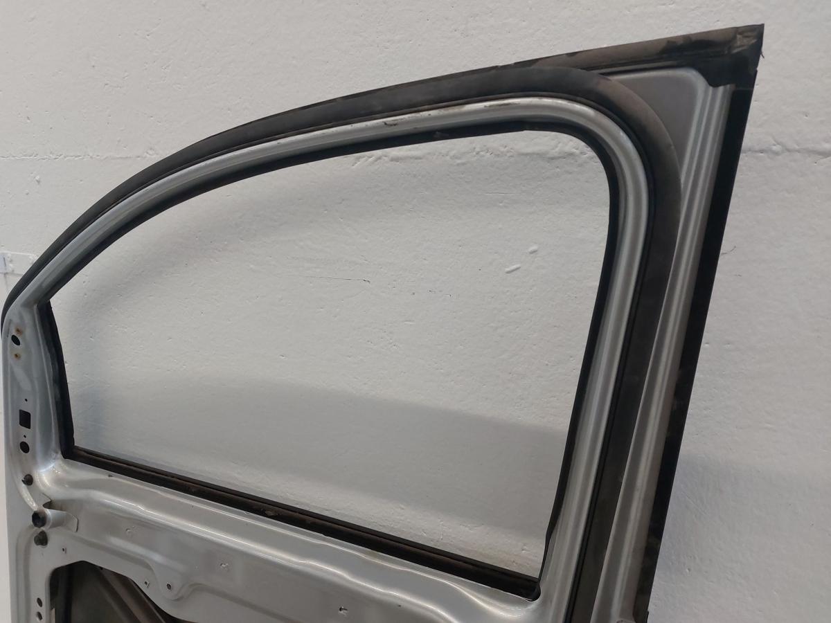 VW Touran 1T Tür vorn rechts Beifahrertür im Rohbau LA7W Reflexsilber 03 bis10