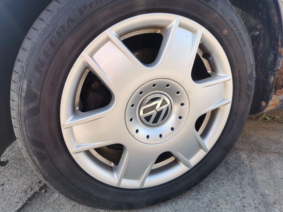 VW Bora Golf IV 1J Satz Alufelgen 16 Zoll Felgen ALU 6 1/2 16 ET42 ohne Reifen