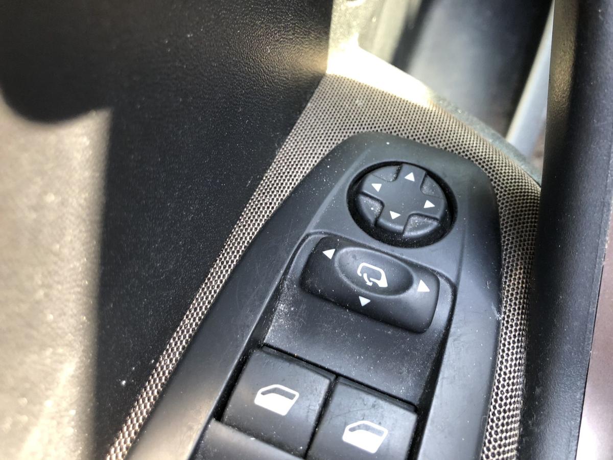 Peugeot 2008 I CU Außenspiegel links Seitenspiegel elektrisch Anklapp Chrom