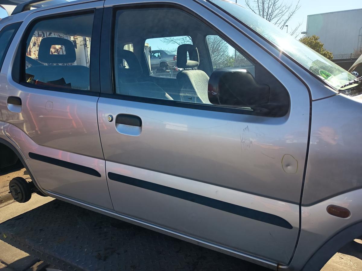 Suzuki Ignis I original T&uuml;r vorn rechts Beifahrer Z2S Silber Bj 2001