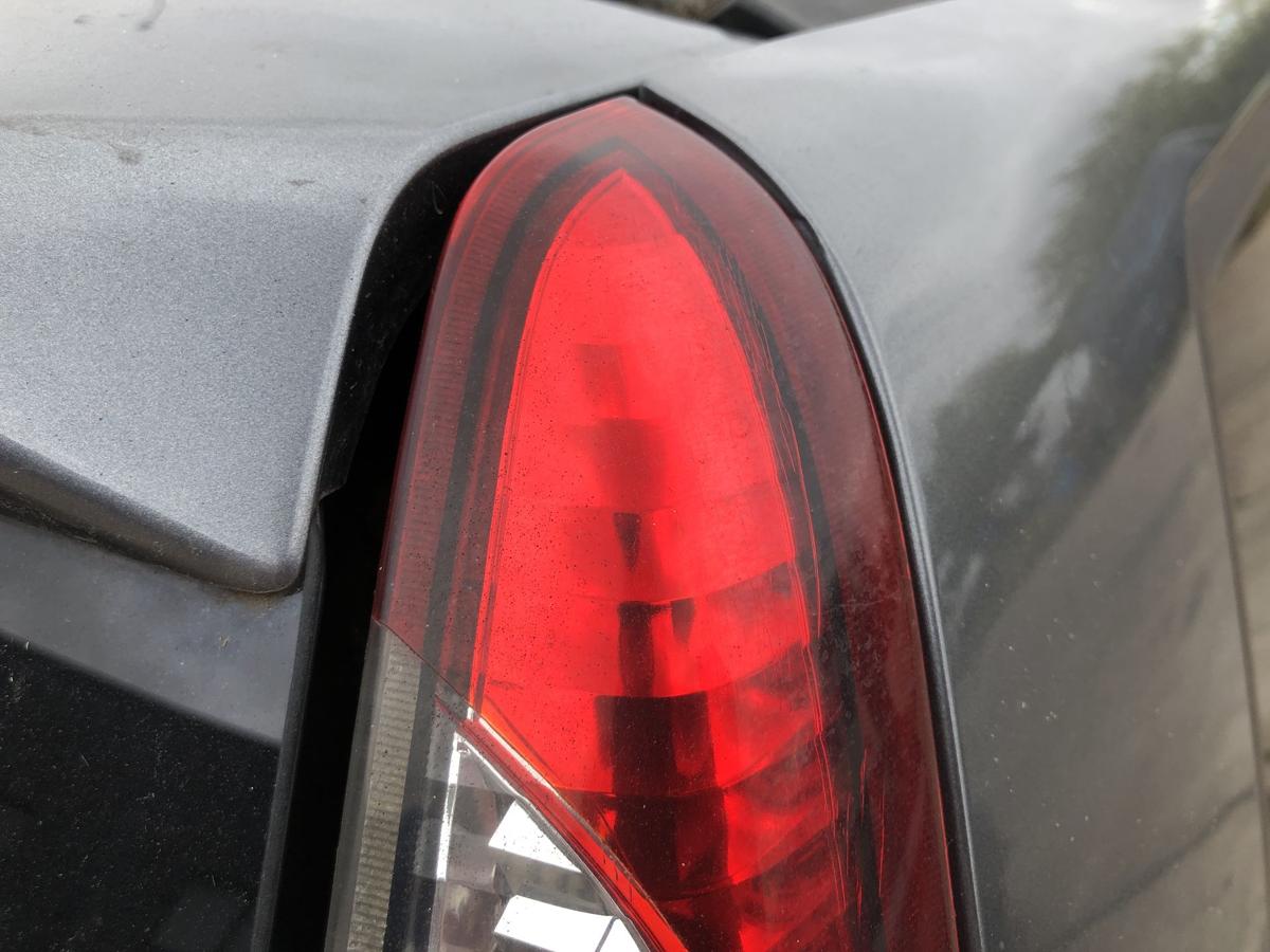 Mitsubishi Lancer CS0 R&uuml;ckleuchte rechts R&uuml;cklicht Heckleuchte Kombi Wagon