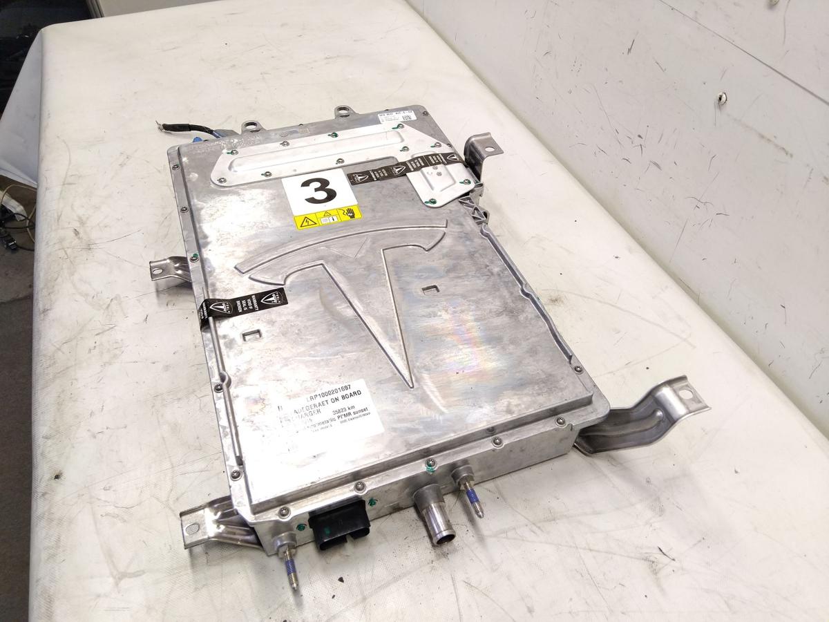 Tesla Model S original On-Board Charger Ladeger&auml;t 1066510-01-C Bj.2019