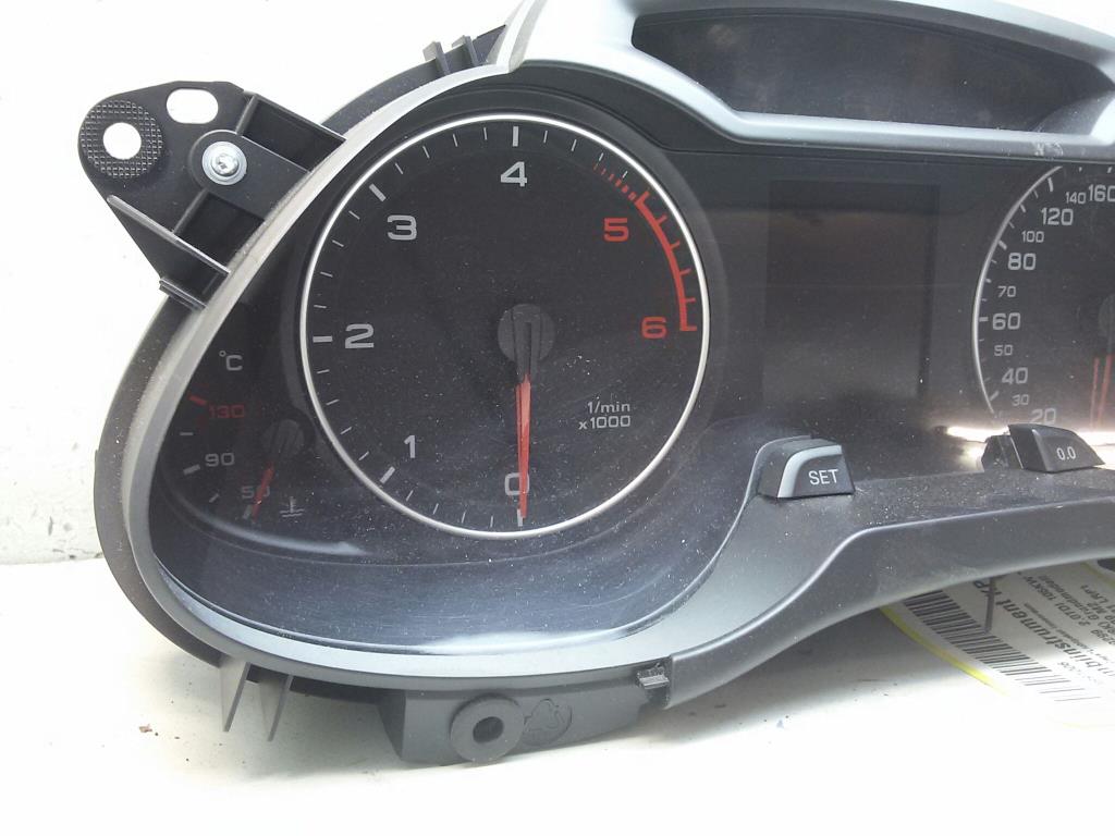 Audi A4 8K 8K0920930C Tacho Kombiinstrument BJ2007 2.0TDI 105kw CAGA