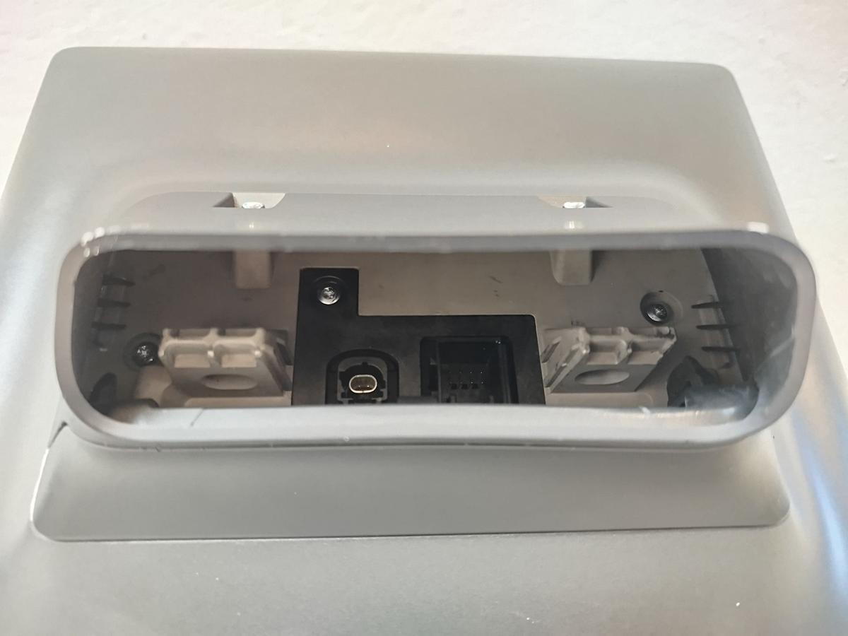 NIO EL6 Elektro SUV Monitor Display Touchscreen Hauptbildschirm mitte
