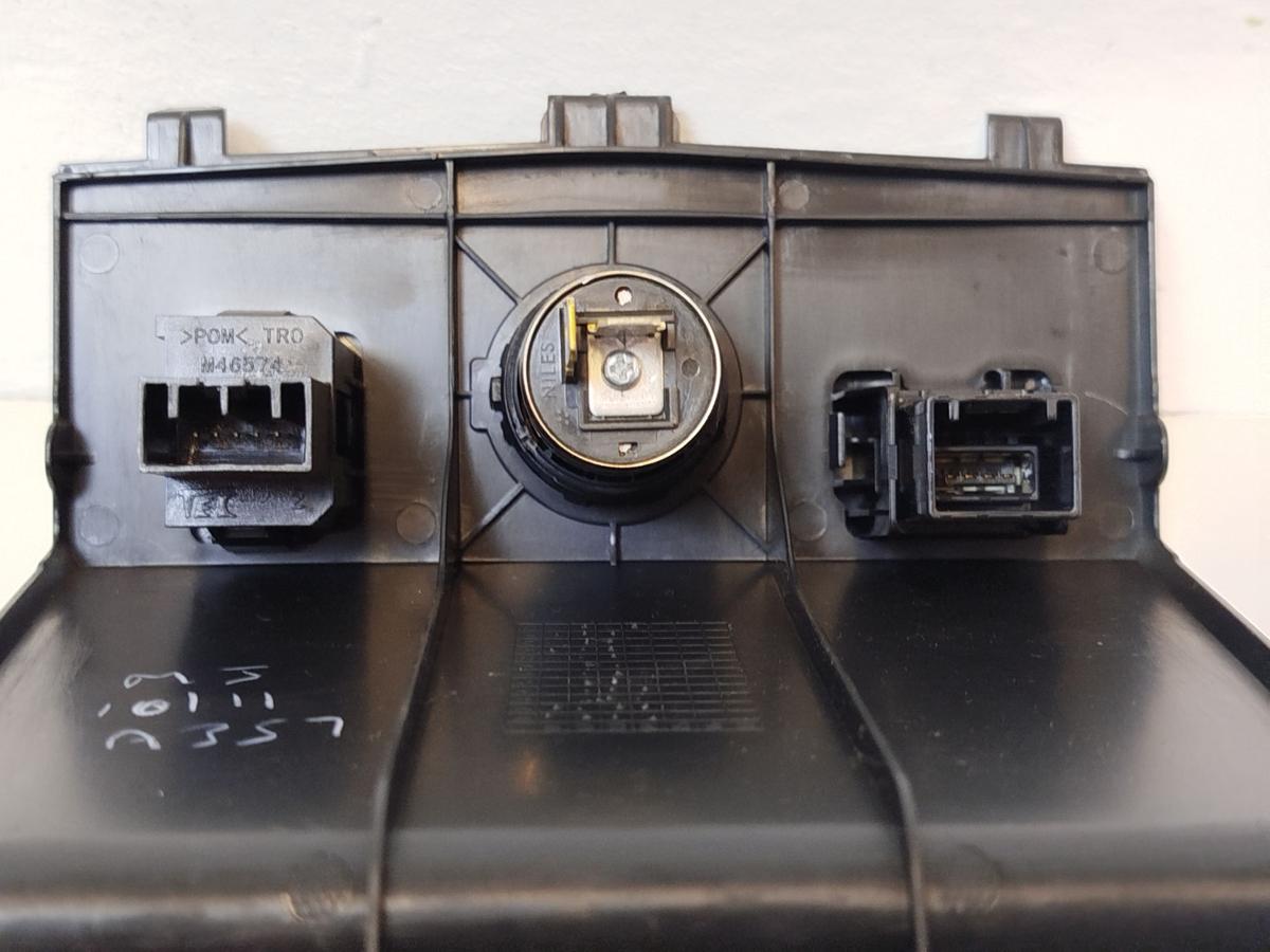 Honda Civic Tourer IX MK9 FK3 USB Anschl&uuml;sse Zigarettenanz&uuml;nder Verkleidung