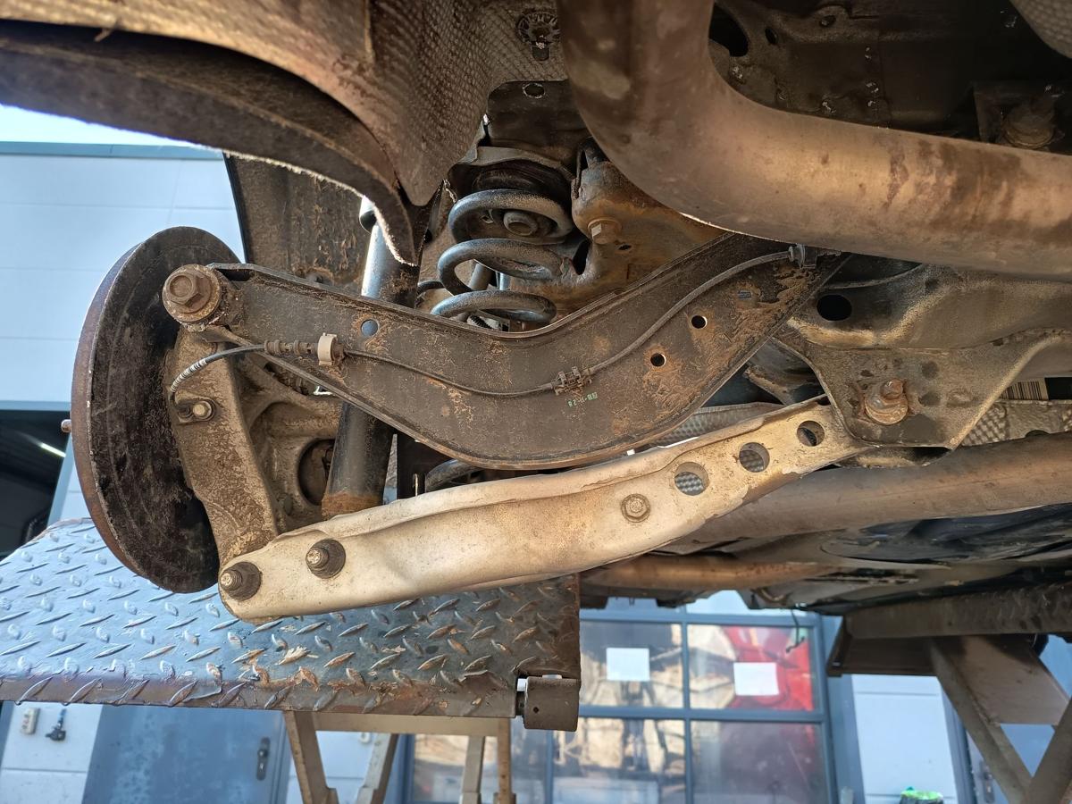 Opel Insignia B Sports Tourer original Hinterachse Tr&auml;ger scheibengebremst Bj 19