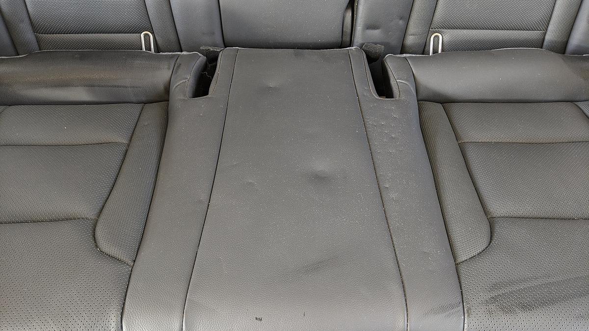 Hyundai i40 CW R&uuml;cksitz Sitzbank hinten Leder Heizung ohne Test