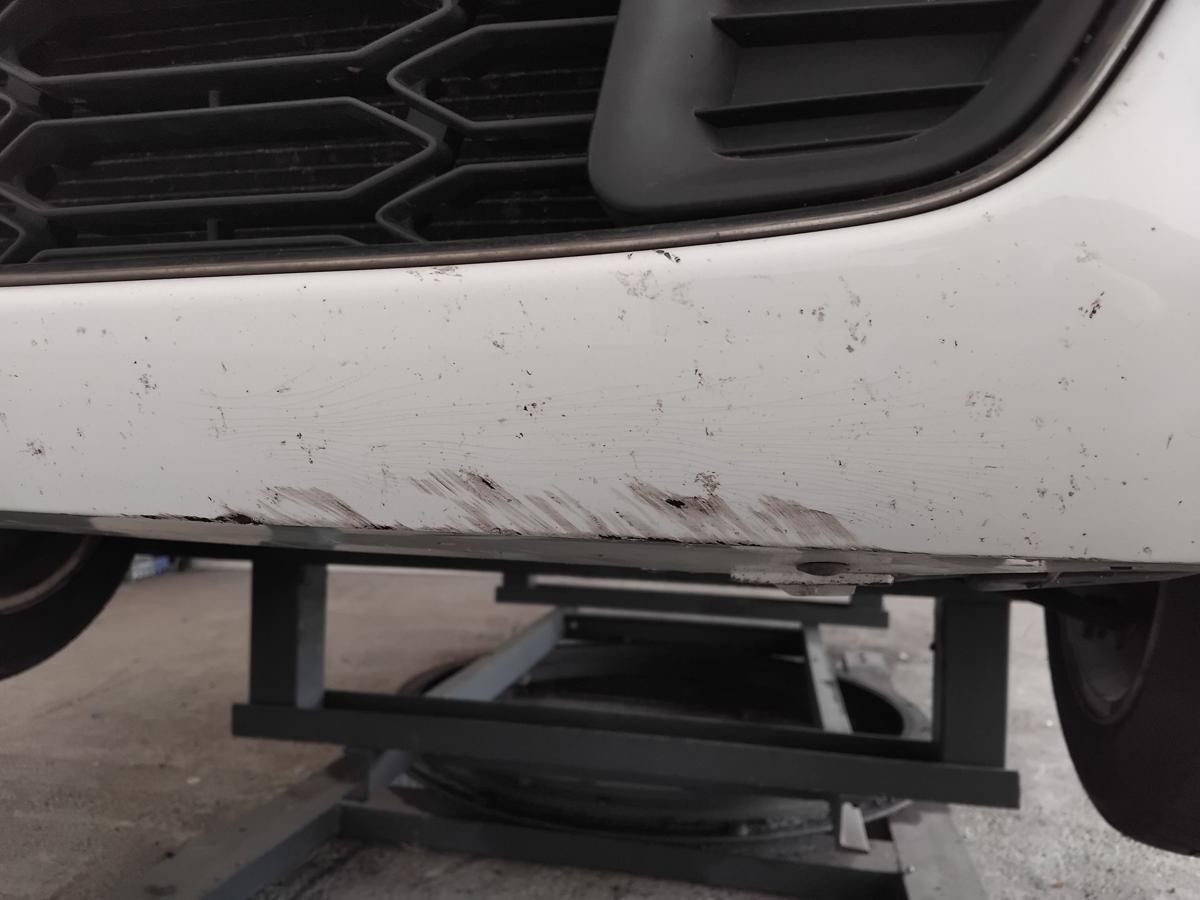 Citroen C-Elysee original Stossf&auml;nger Sto&szlig;stange vorn EWP weiss banquise BJ2015