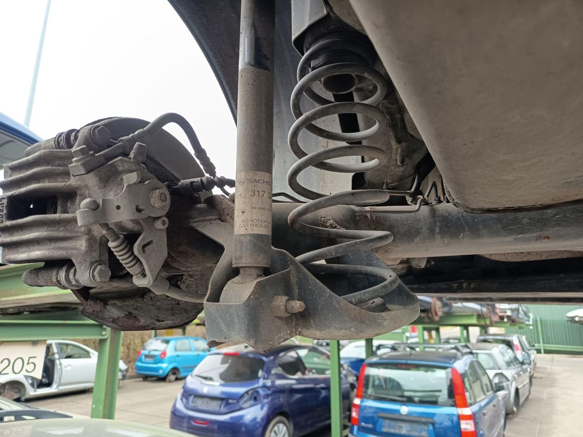 Seat Ibiza 6J Limousine original Hinterachse Tr&auml;ger scheibengebremst Bj 2015