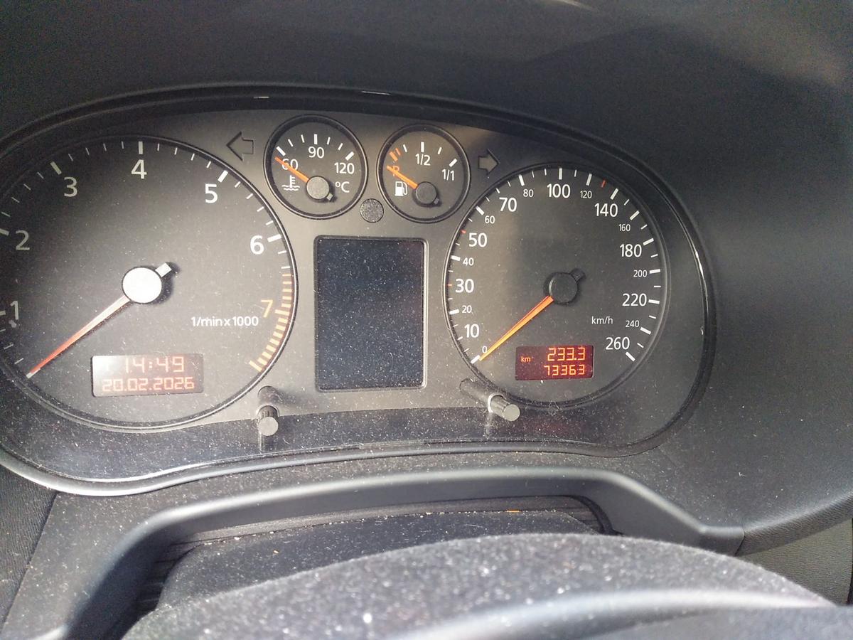 Motor AUM 1.8T 110kw (Automatik) Laufleistung 73363km Audi A3 8L Bj.2003