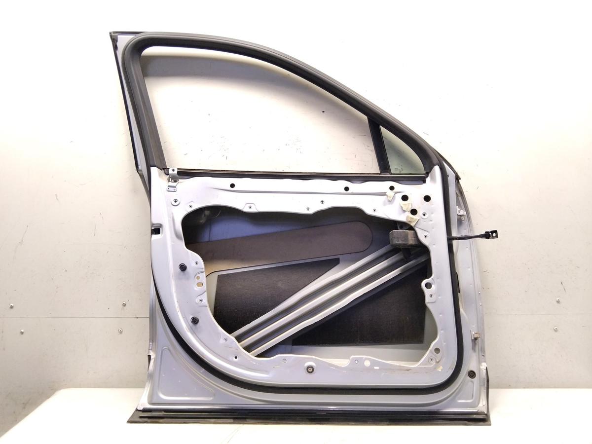 VW Touareg 2 7P Tür vorn links Fahrertür eissilbermet. LX7W BJ2013
