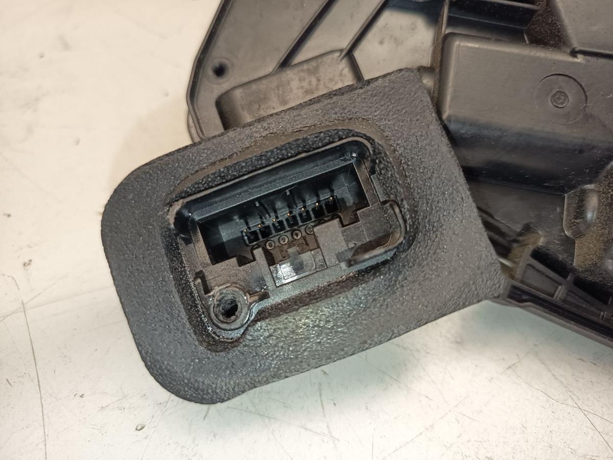 Seat Leon ST 5F original T&uuml;rschloss hinten rechts 5K4839016AF Bj 2015