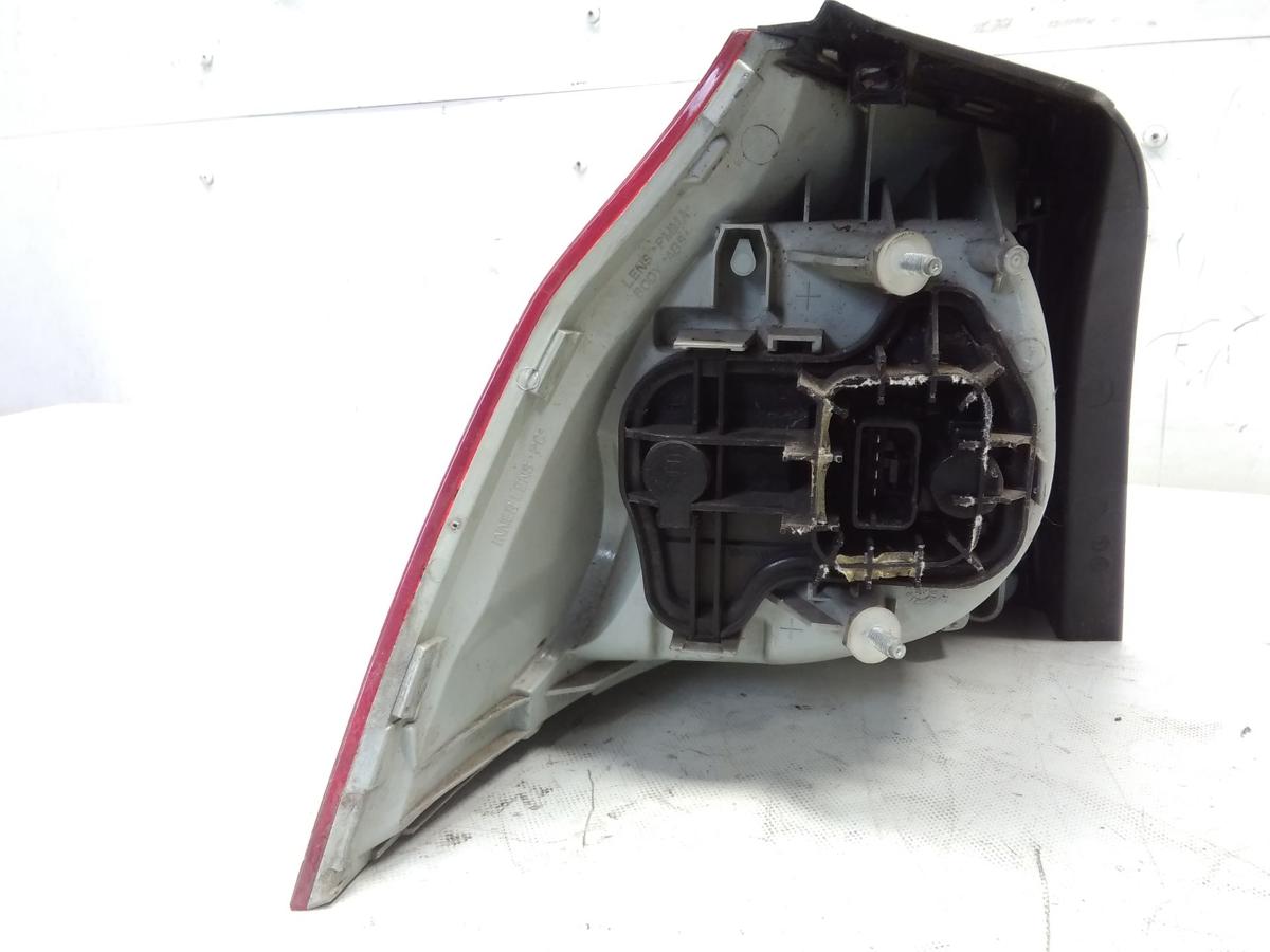 VW Golf 5 1K original Rückleuchte Schlussleuchte rechts aussen Fließheck BJ2007