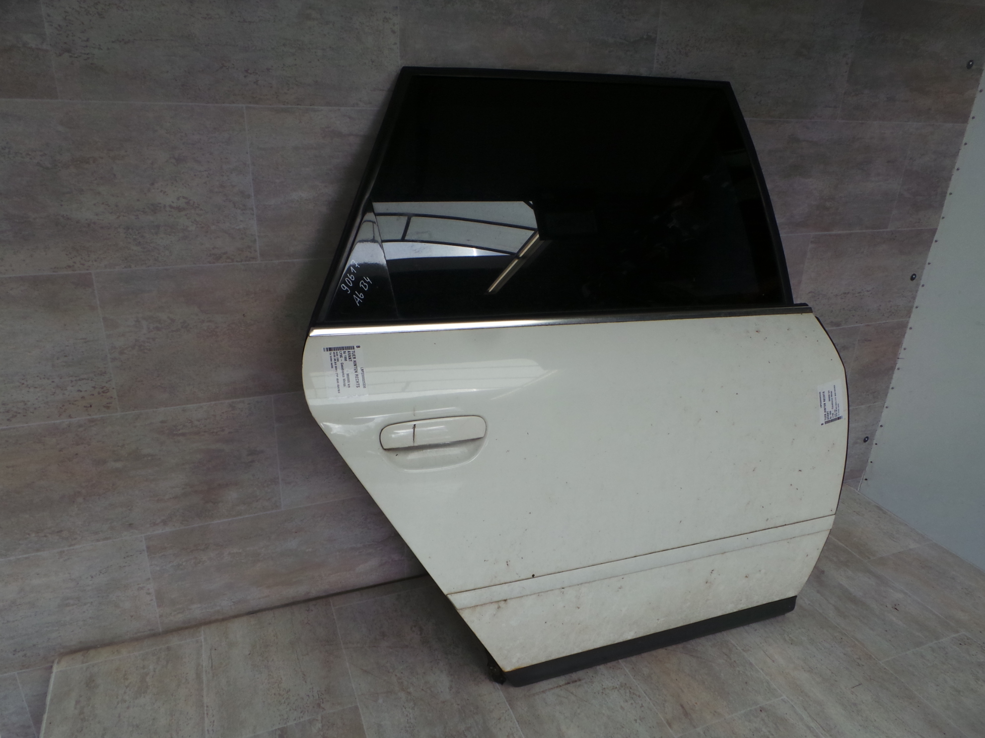 Audi A6 4B Avant Bj.97-01 Tür hinten rechts LY9G - Casablanca Weiss