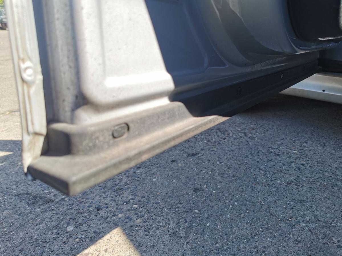 Saab 9-3 YS3 Kombi Fahrertür Tür Autotür vorn links 309 Kristallsilber Rohbautür