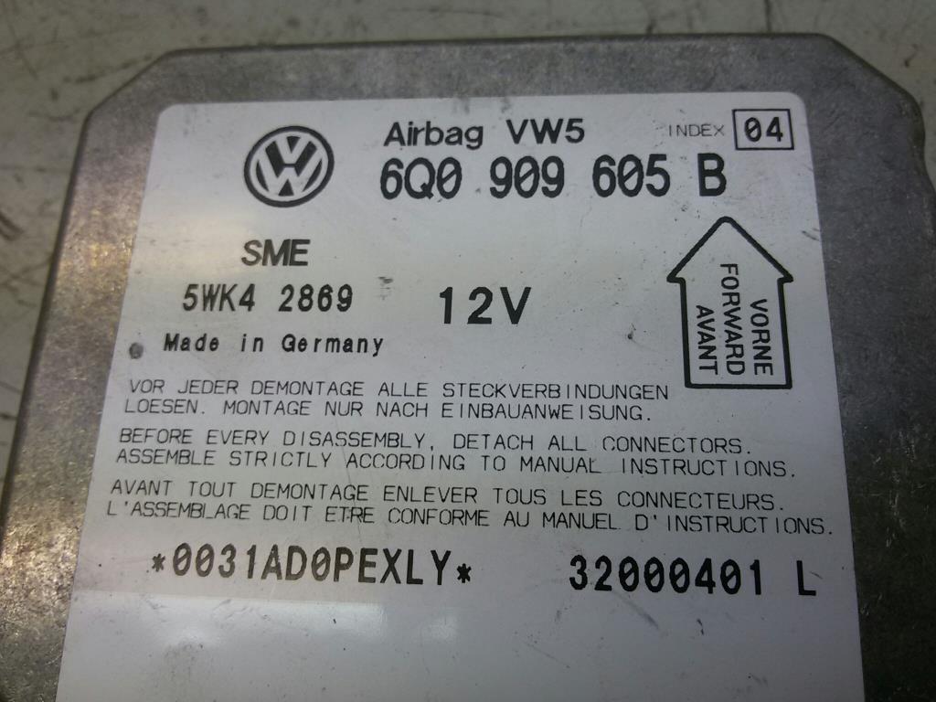 VW Passat 3BG Steuergerät Airbag BJ2000