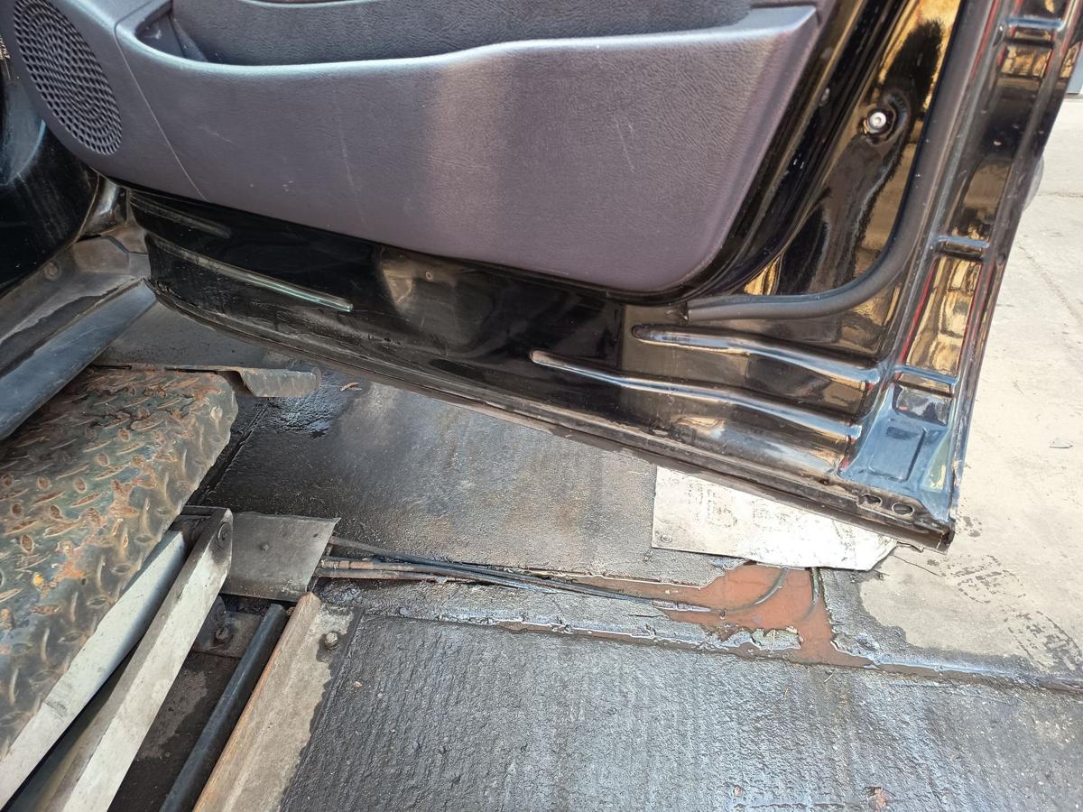 Mercedes A-Kl. W168 original T&uuml;r vorn rechts Beifahrer 696 Nachtschwarz Bj 1999