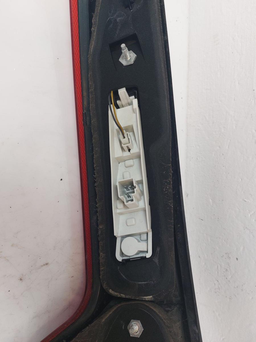 Volvo V50 M Rückleuchte Schlussleuchte Rücklicht Leuchte Lampe hinten rechts