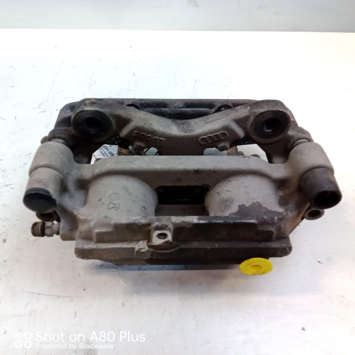 Audi A6 4B C5 original Bremssattel Vorderachse links Lucas 4.2 220kw Bj.1999