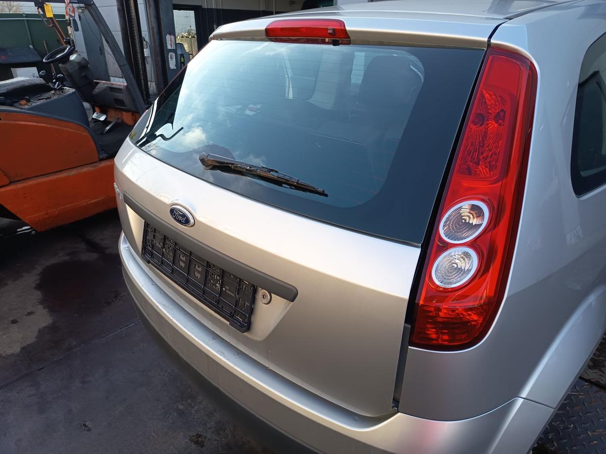 Ford Fiesta VI 3t&uuml;rer original Heckklappe mit Scheibe Polarsilber Bj 2006