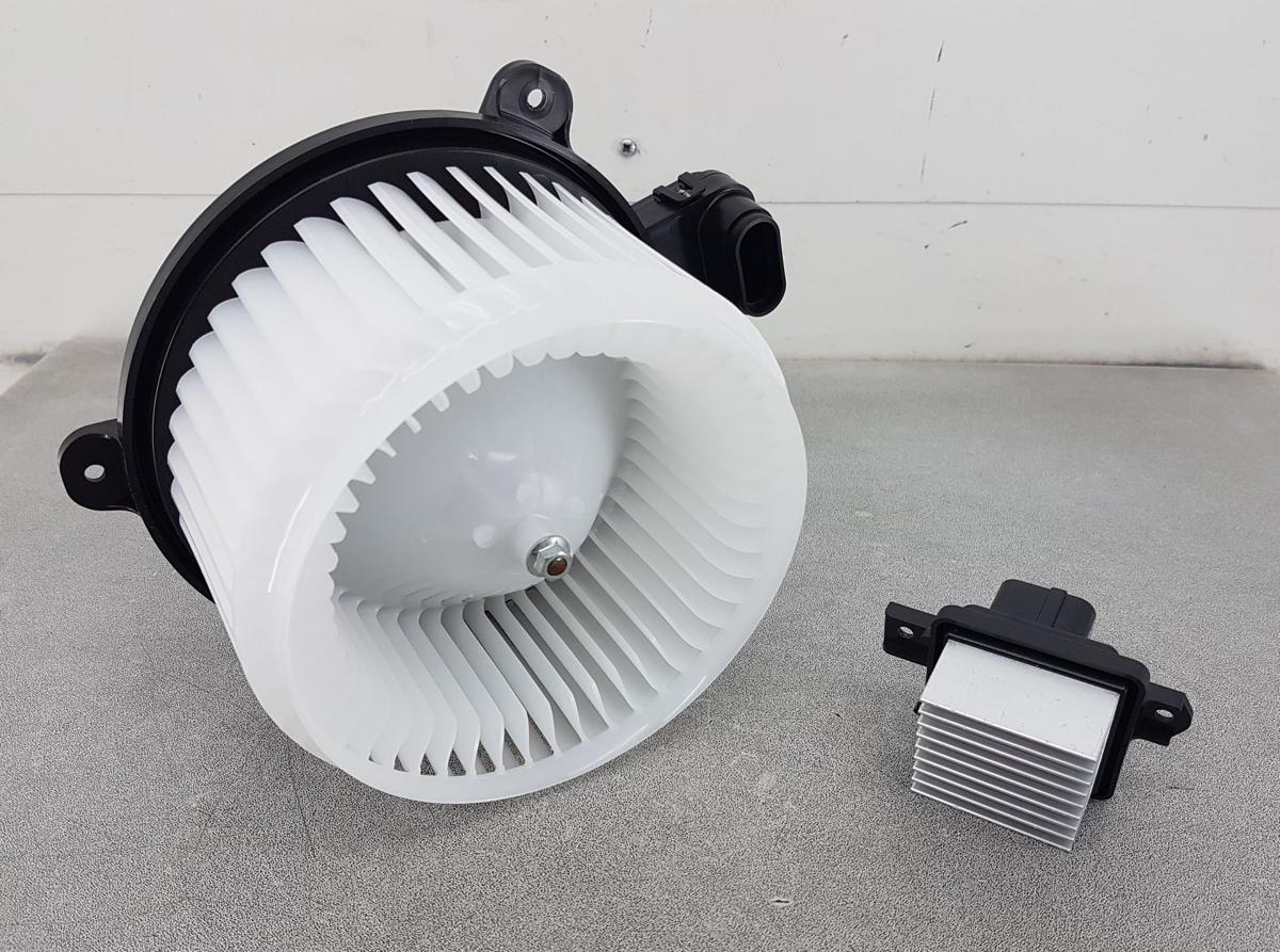 Mitsubishi Eclipse Cross Gebl&auml;semotor Bj2023 7802A326 Heizungsgebl&auml;se