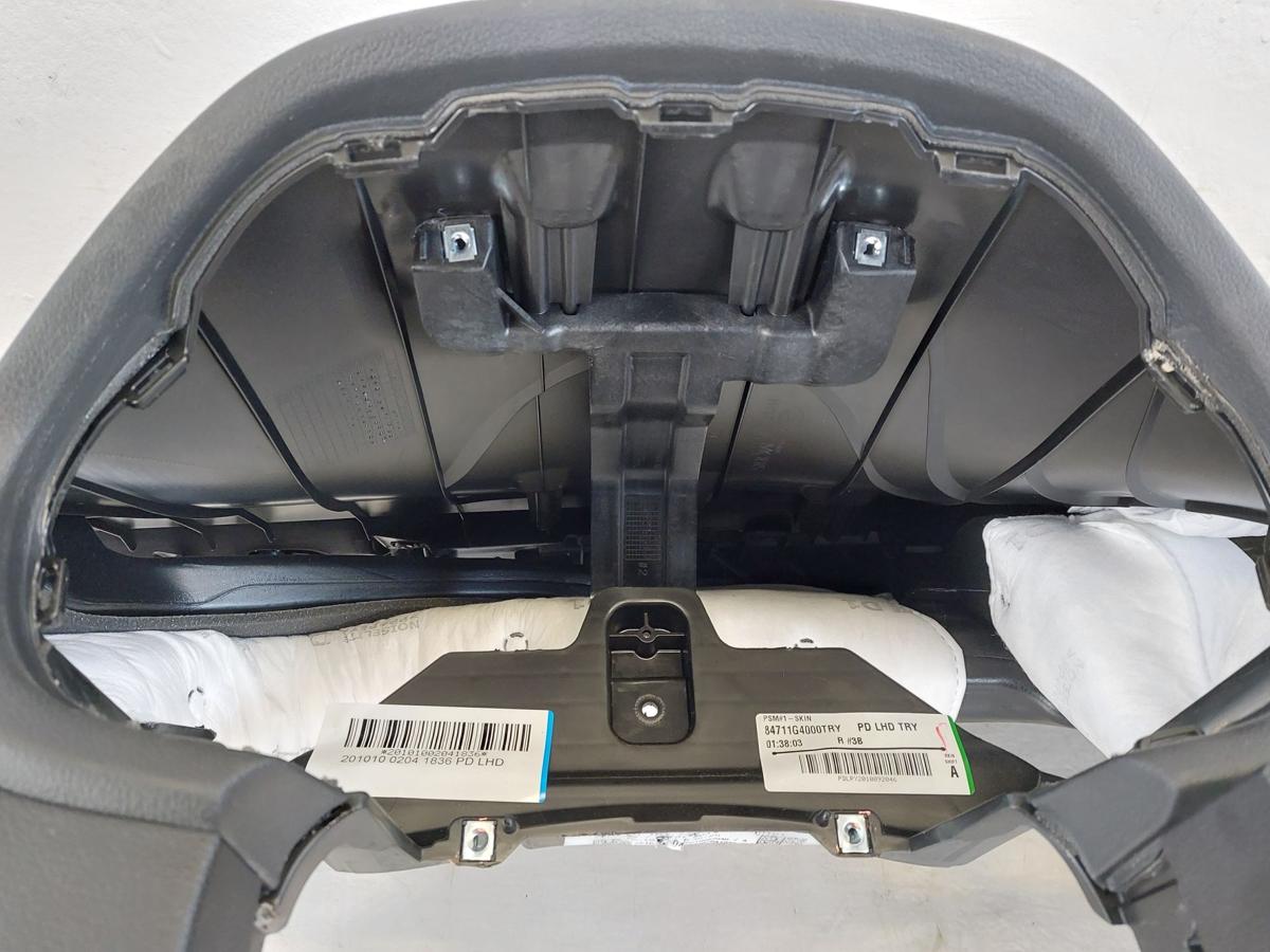 Hyundai i30 PD Mild Hybrid Armaturenbrett Cockpit Schalttafel Dashboard