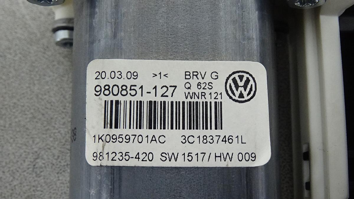 VW Passat 3C Fensterhebermotor vorn links 1K0959701AC 974627107 974627107 Bj09