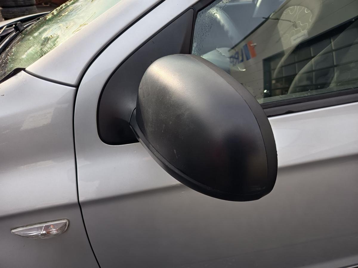 Hyundai i20 original Aussenspiegel links Fahrer manuell unlackiert Bj 2012