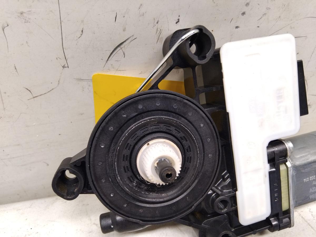 VW Golf 7 original Fensterhebermotor hinten rechts 5Q0959812 Bj.2016