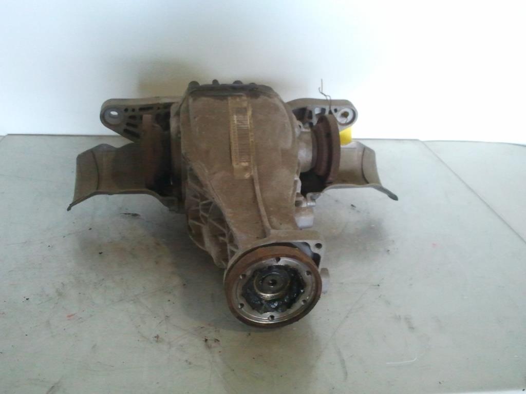 Audi A4 8E RS4 original Differential Hinterachsgetriebe HNR 4.2 309kw Bj.2006