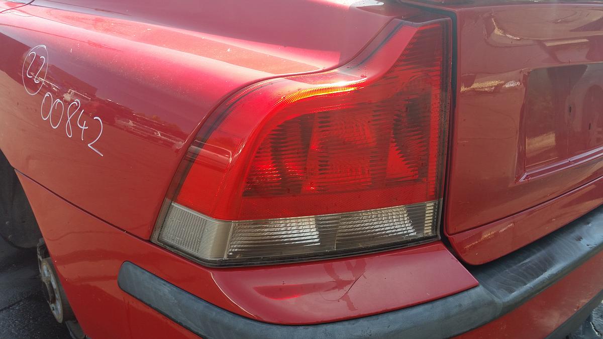 Volvo S 60 orig Rückleuchte Schlussleuchte links Heckleuchte Bj 02