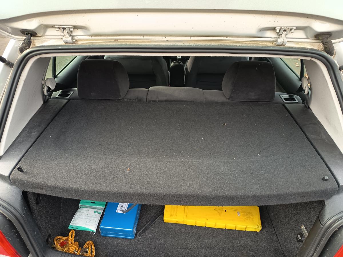 VW Golf IV original Hutablage Abdeckung Kofferraum 5TRG Bj 1999