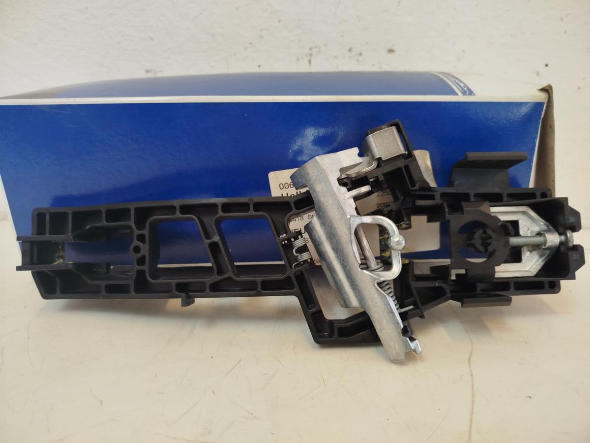 Ford Fiesta JA8 Halter Verst&auml;rkung T&uuml;rgriff vorn rechts Keyless OE