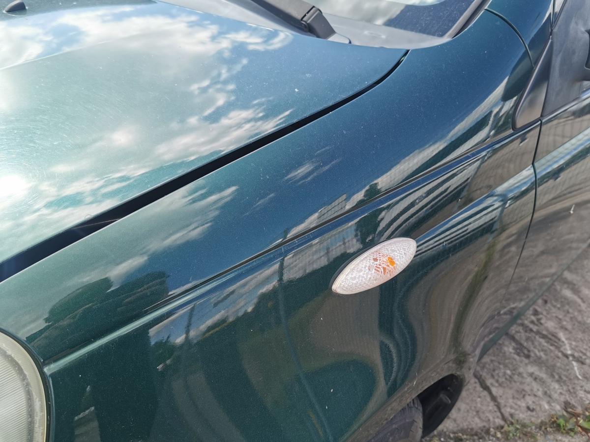 Toyota Yaris P1 Kotflügel Fender Seitenwand vorn links 6R4 Dark Green