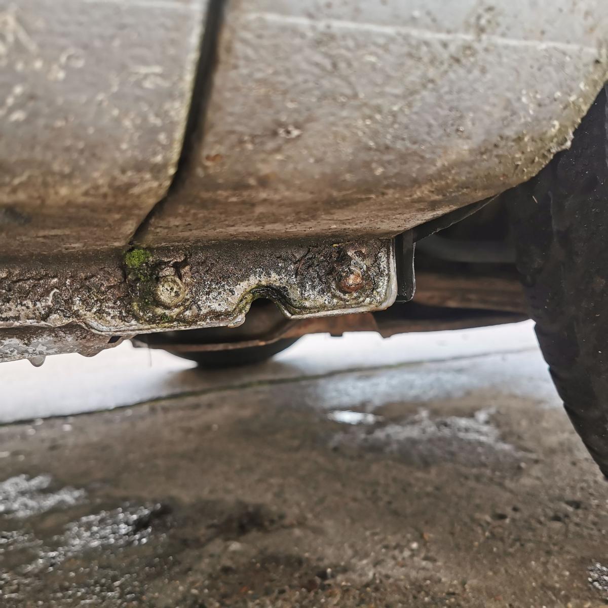 Opel Corsa D Kotflügel Fender Seitenwand vorn rechts Z163 Lichtsilber metallic