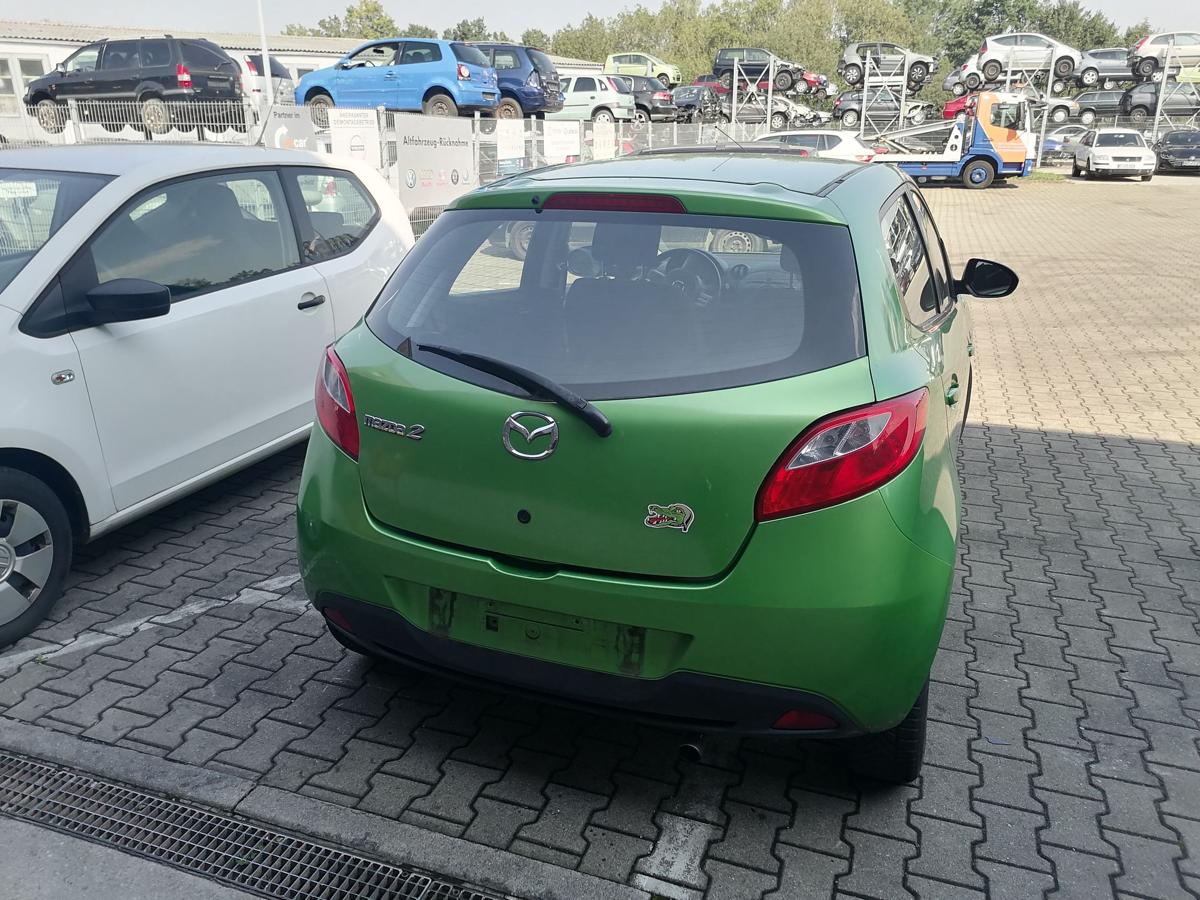 Mazda 2 DE original Stoßstange Stossfänger hinten Grünmetallic Bj.2009