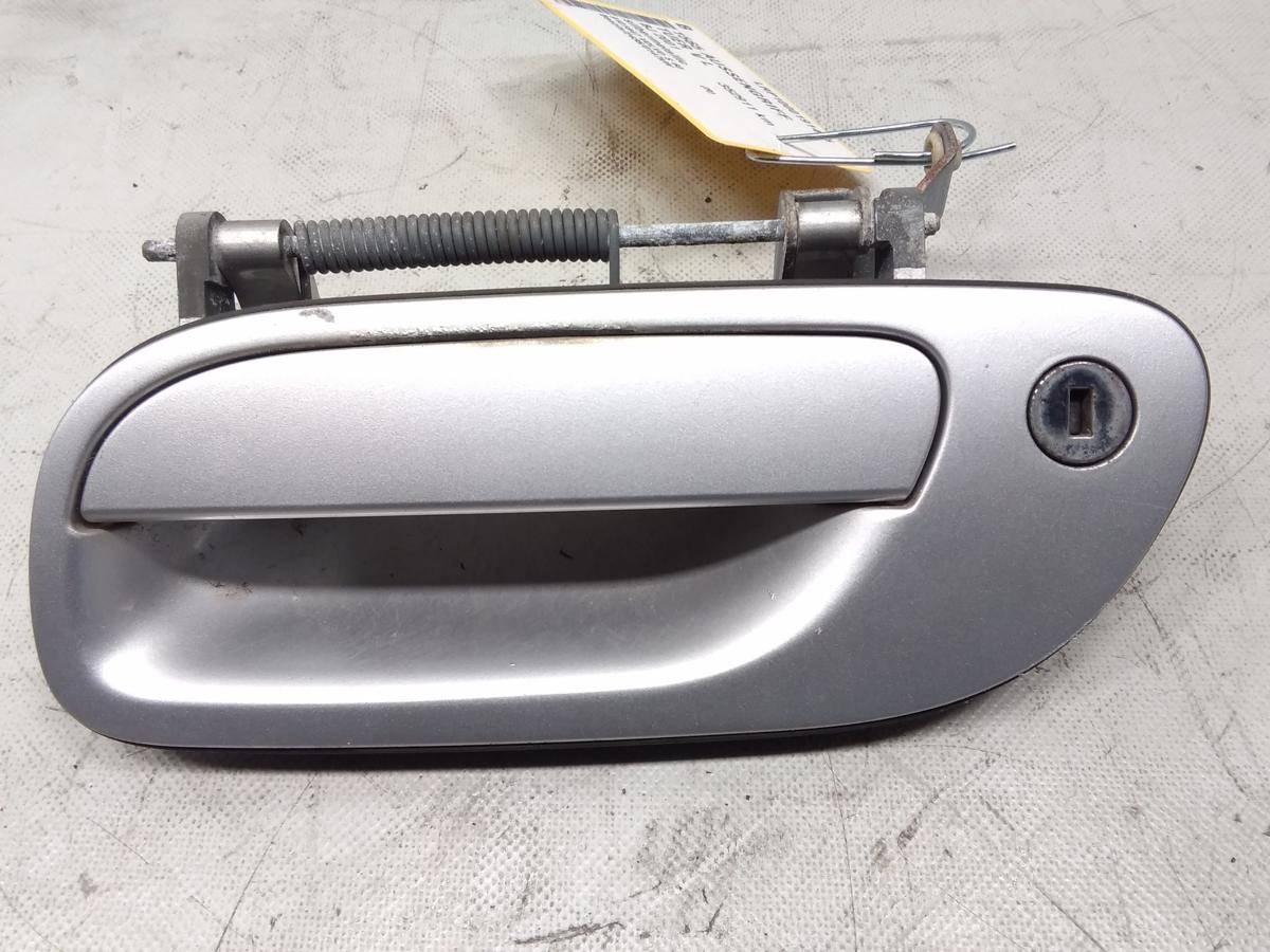 Volvo S60 original Türaussengriff vorn links silbermetallic mit Inlet BJ2001