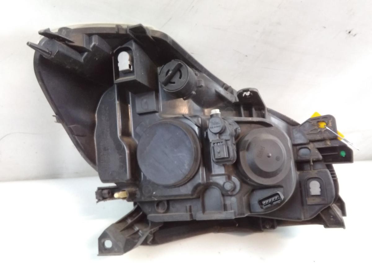 Renault Clio 3 original Scheinwerfer links Halogen mit LWR BJ2005