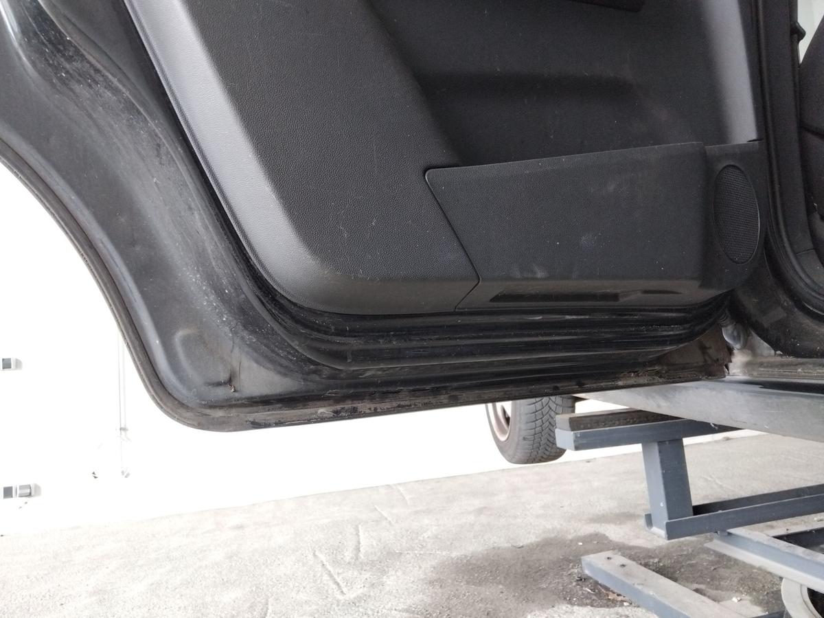 Opel Zafira B original Tür hinten links graphitschwarzmetallic Z22C BJ2014