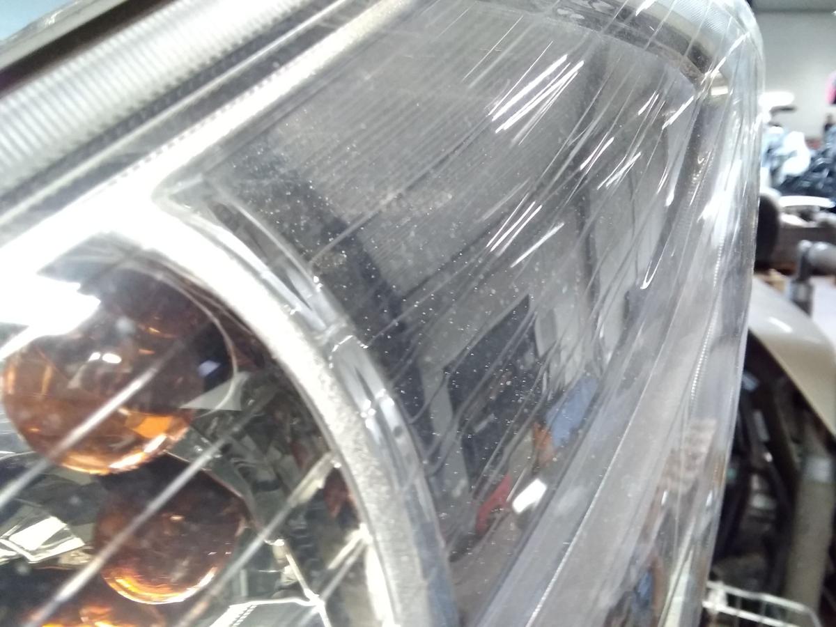 Renault Clio 3 original Scheinwerfer links Halogen mit LWR BJ2006