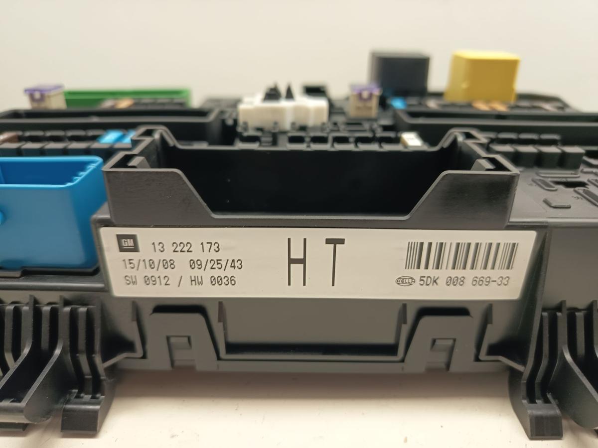 Opel Astra H original Steuerger&auml;t Bordnetz Sicherungskasten 13222173 Bj 2008