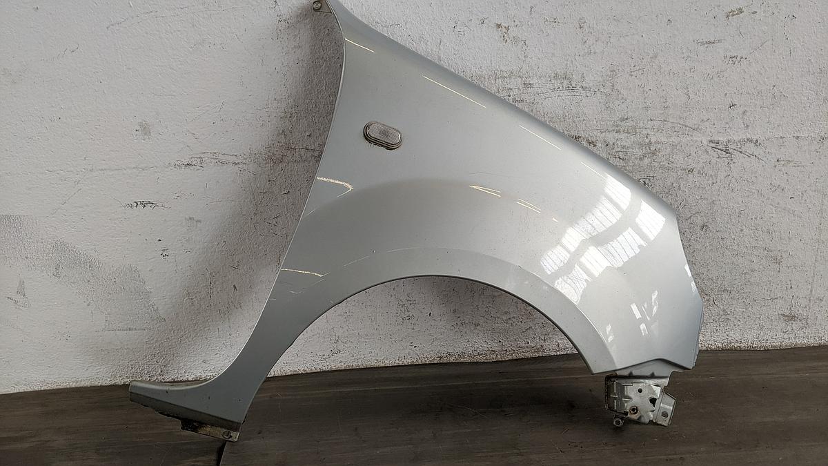 Renault Kangoo Kotflügel Fender vorn rechts TEB64-Silber met