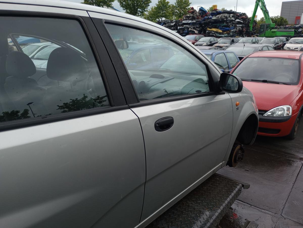 Chevrolet Kalos orig Tür vorn rechts Beifahrer Platinsilber Bj 2005