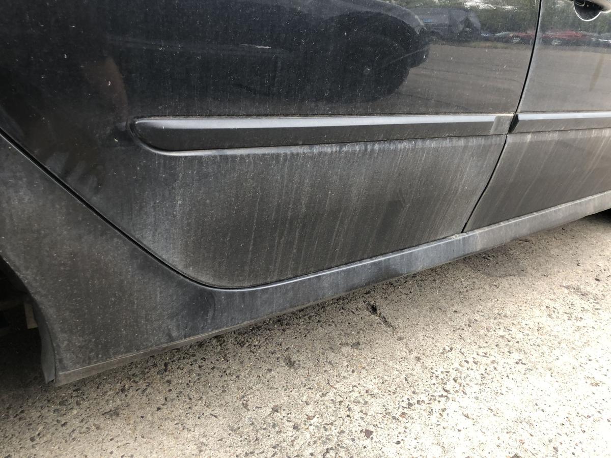 Renault Laguna III 3 T&uuml;r hinten rechts Fondt&uuml;r im Rohbau NV676 Black Noir Nacre