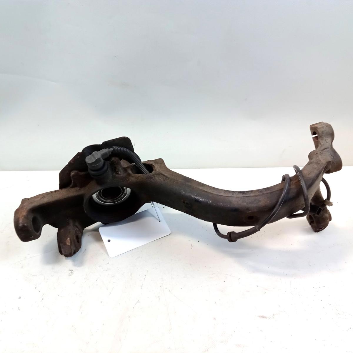 Audi A4 B5 Achsschenkel Radlagergeh&auml;use Vorderachse rechts 1.6 74kw Bj.1997