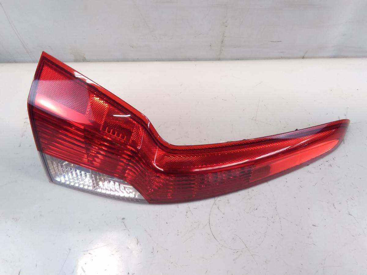 Volvo V50 Facelift original Rückleuchte Heckleuchte links BJ2009