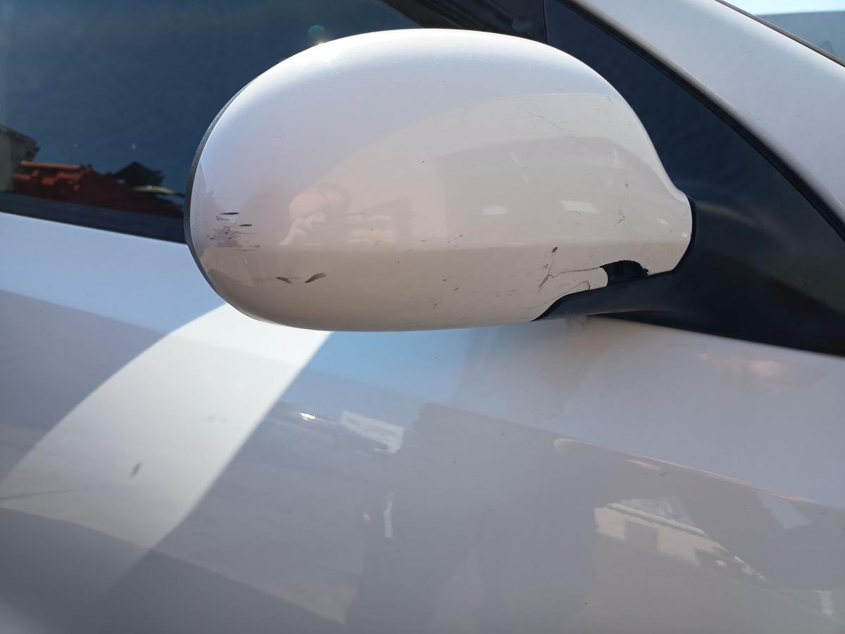 Hyundai I30 FD original Au&szlig;enspiegel rechts mechanisch Crystal White Bj 2009