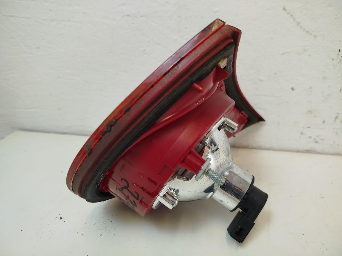 VW Golf 5 V 1K R&uuml;ckleuchte innen rechts Innenteil R&uuml;cklicht Heckleuchte 3 u 5trg