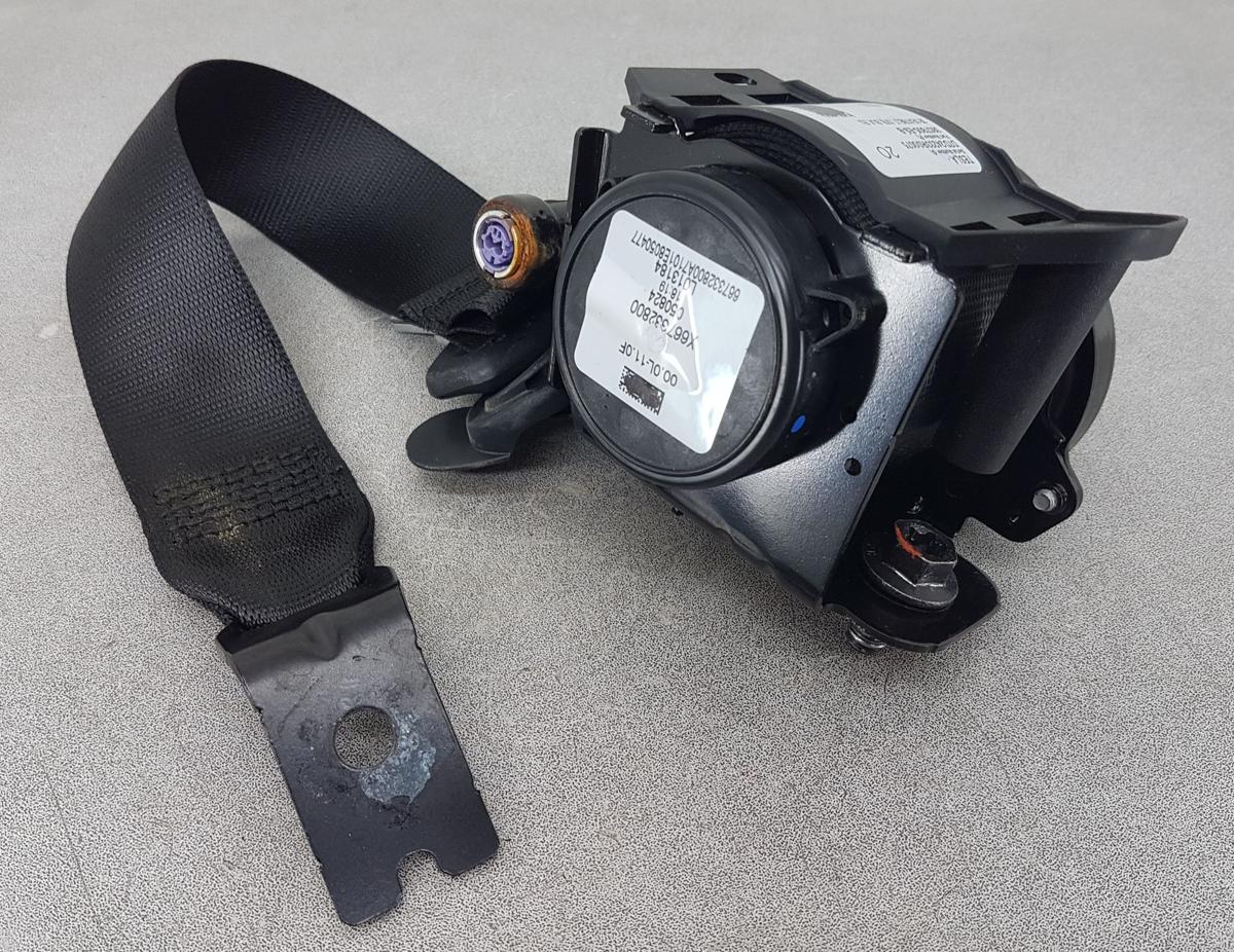 Tesla Model Y Juniper Sicherheitsgurt hinten rechts Bj2025 3857805-E9-B