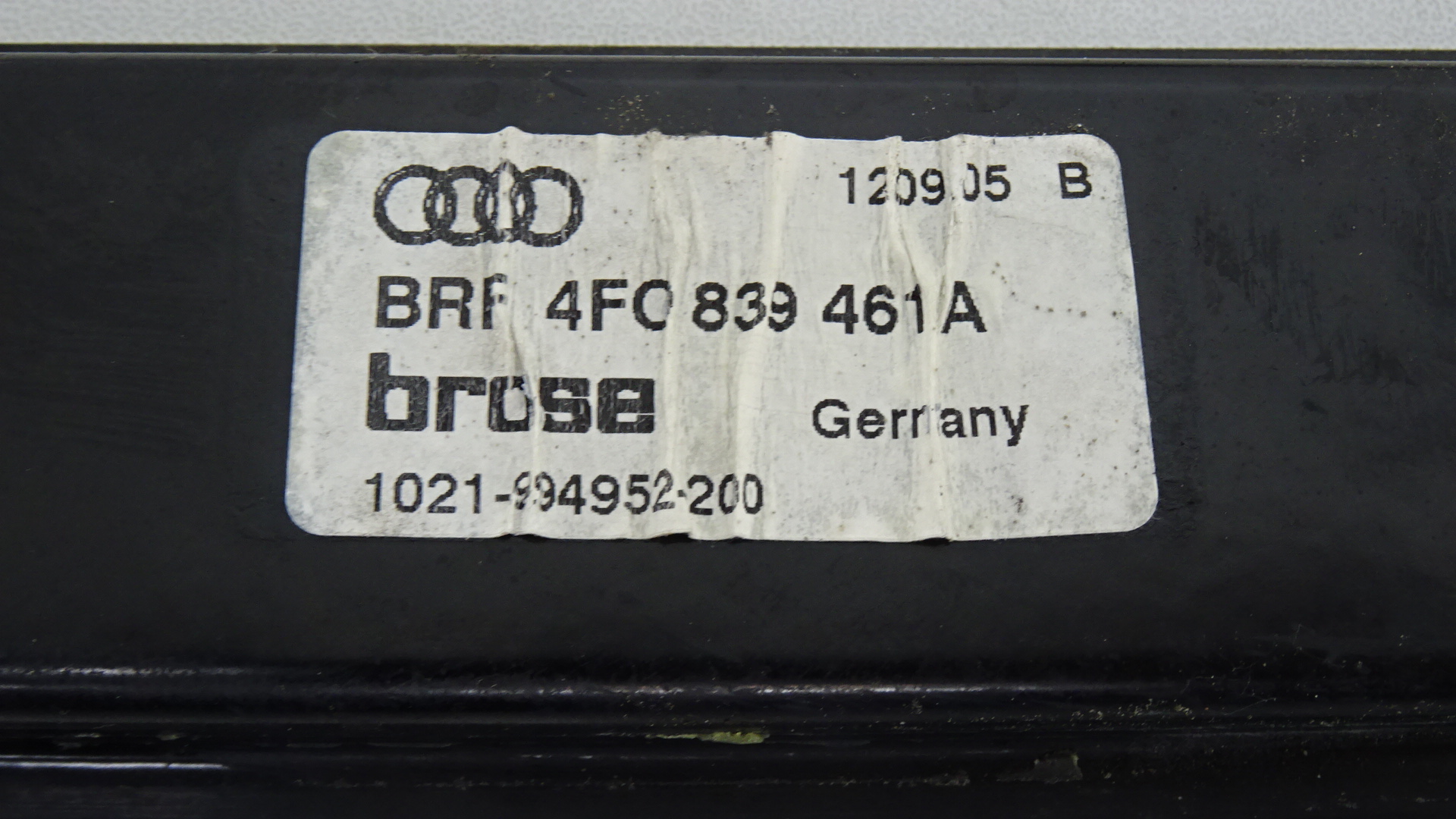 Audi A6 Avant 4F BJ2005 Fensterheber hinten links 4F0839461A
